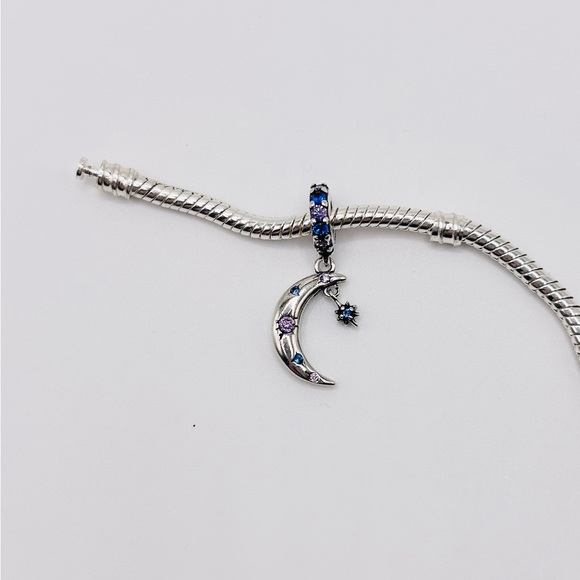 Rhinestone Pendant Moon Charm - Picture 2 of 6